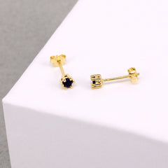 Lurevi Pearl Bee Hoops Earrings (Set of 2)