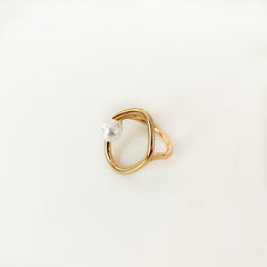 Avenor Dainty Pearl Women Ring