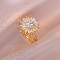 Necklace Women's Japanese-Korean Cross-border Sunflower New Arrival Diamond-encrusted Sunflower Ins Ring Rotatable Clavicle Chain Jewelry