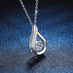 Live Explosions Zircon Pendant Women's Necklace 1 Karat Korean Wind Smart Water Droplets Moissanite Pendant Manufacturers Wholesale