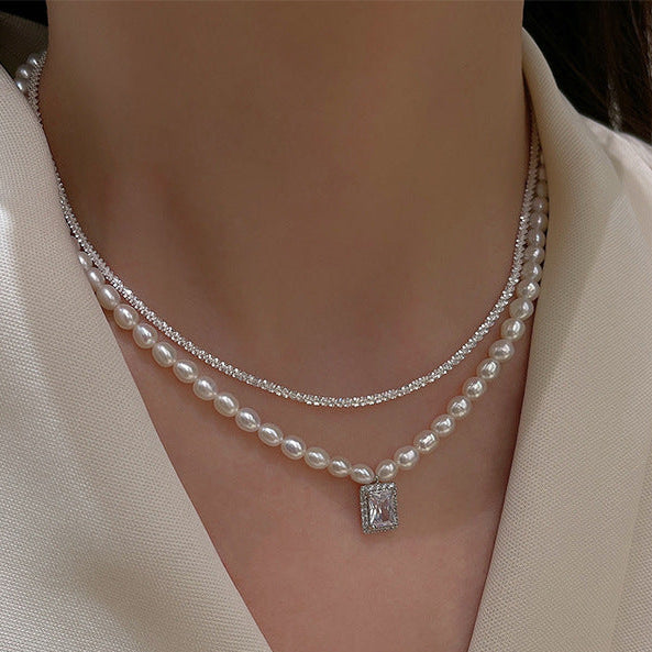 Retro Light Luxury Zircon Two-Piece Set Of Pearl Necklace For Women Niche Design High-End Fashion Versatile Clavicle Chain Necklace