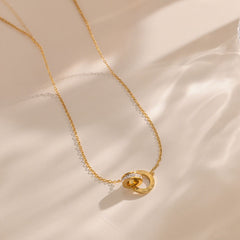 Interlocking Roman Diamond-Encrusted Titanium Steel Necklace For Women, Trendy And High-End, Versatile Collarbone Chain Set That Does Not Fade