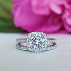 Elaris Inlaid Diamond Women Ring