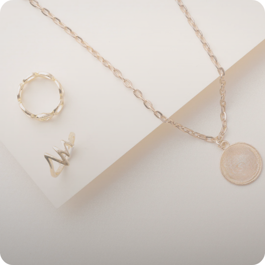 How to Choose the Perfect Jewellery for Australian Weather & Lifestyle