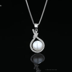 Evanie Pearl Women Necklace
