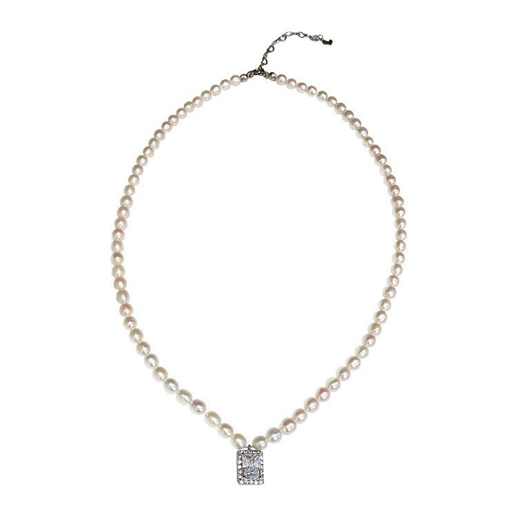 Retro Light Luxury Zircon Two-Piece Set Of Pearl Necklace For Women Niche Design High-End Fashion Versatile Clavicle Chain Necklace