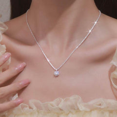 New Arrival White Diamond Sparkling Necklace Women's All-Match Starling Clavicle Chain Ins Style Advanced Sense Niche Light Luxury