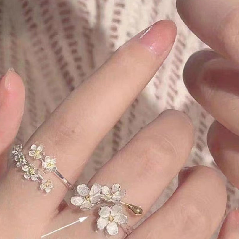Xiaohong Book Blogger Same Style Accessories Flower Ring Niche Design High Sense Ring Female Simple Style Flower Flower