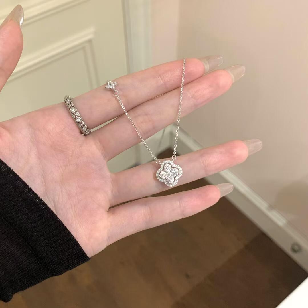 Exploding Clover Zircon Necklace 2026 New Style Niche Light Luxury High-End Titanium Steel Non-Fading Clavicle Chain Customization