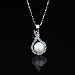 Evanie Pearl Women Necklace